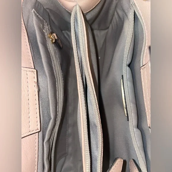 Valentino by Mario Valentino Angelina D Leather Shoulder Bag Pink - Picture 5 of 8